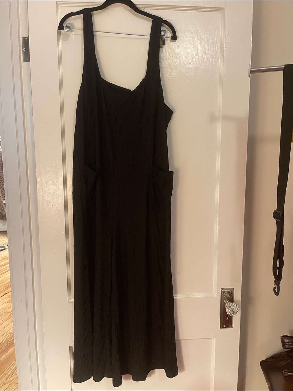 Chic Soul Black Sleeveless Jumpsuit with Pockets